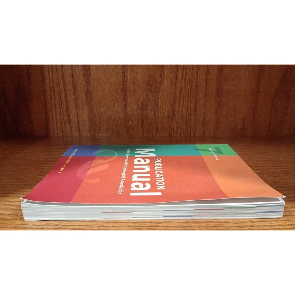 Publication Manual of The American Psychological Association 7th Edition PB